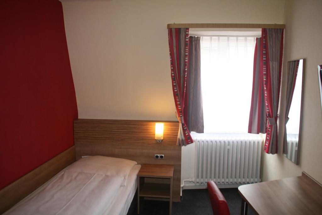 Hotel Cafe Lieb Bamberg Room photo