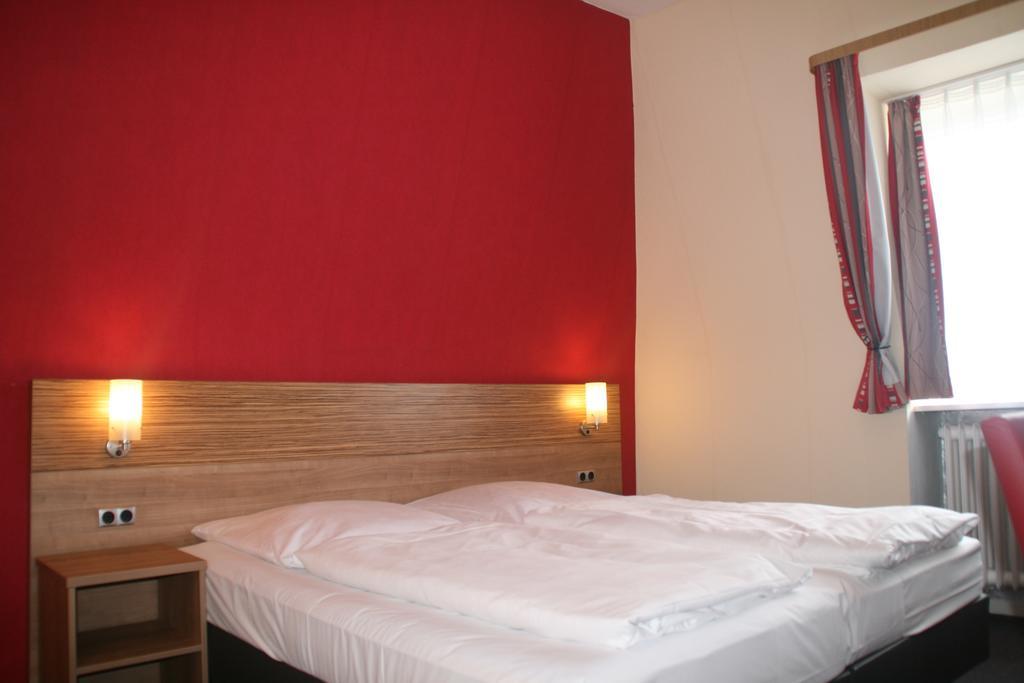 Hotel Cafe Lieb Bamberg Room photo